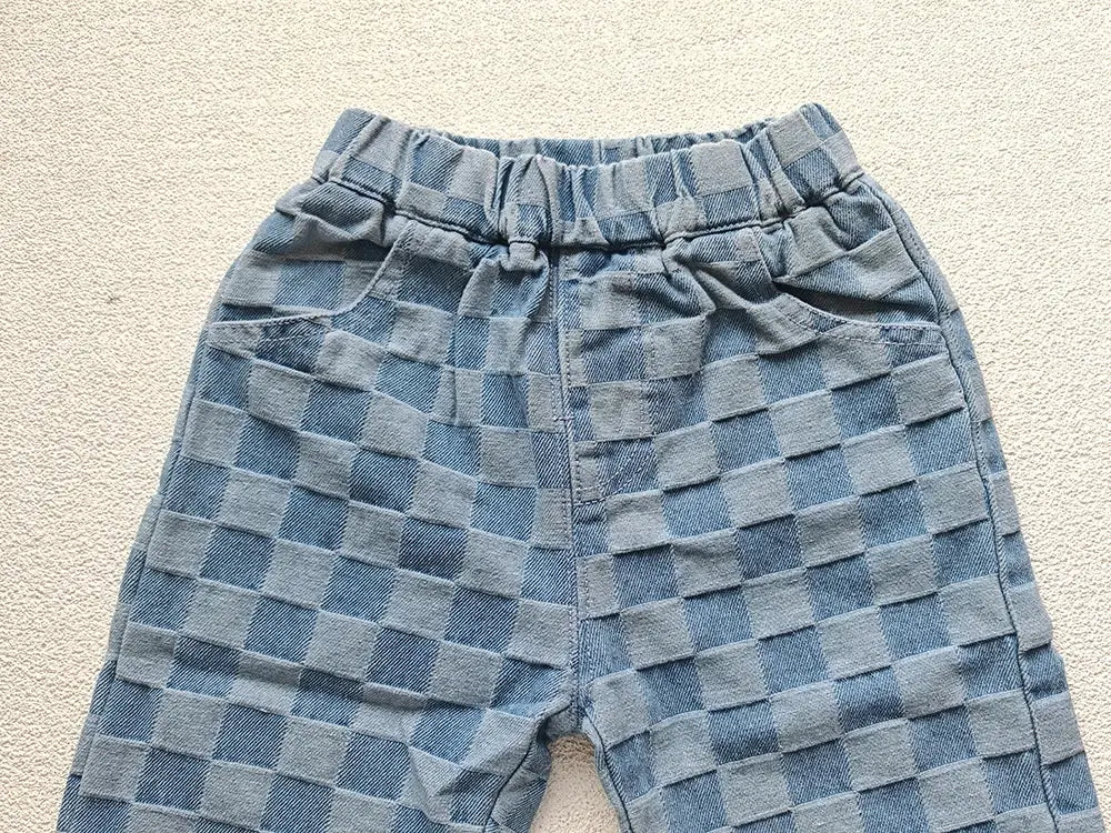 2026 Spring New 1-5Y Children Jeans Boys Denim Pants Mid Waist Girls Trousers Fashion Kids Plaid Pants